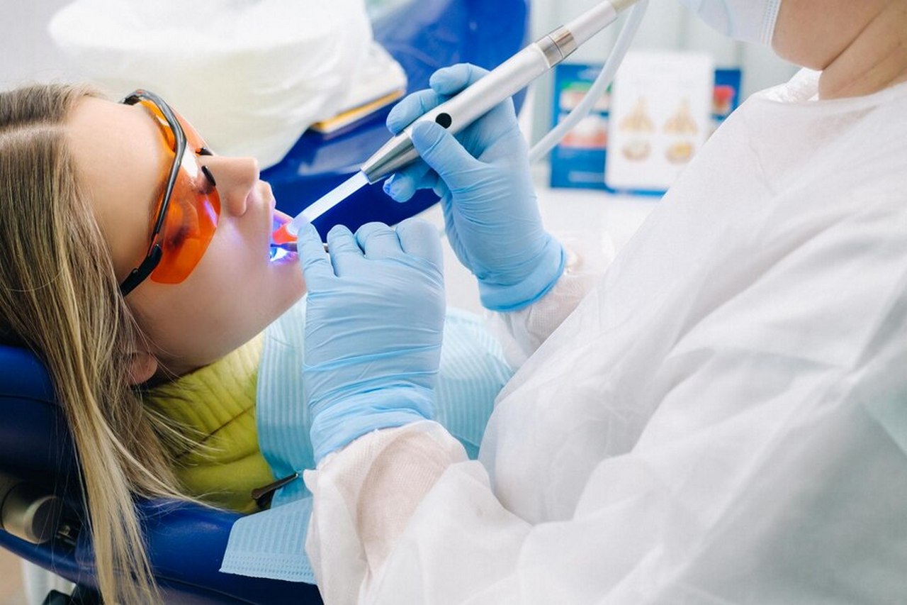 Skuteczne i bezpieczne metody wybielania zębów